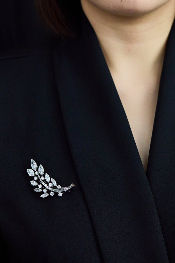 Mixed Cut Diamond Leaf Design Brooch in Platinum (9.41 TCW)