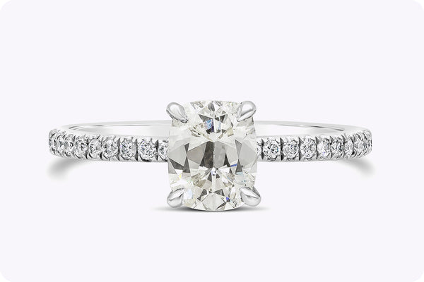 1.10 Carats Cushion Cut Diamond Engagement Ring in Platinum