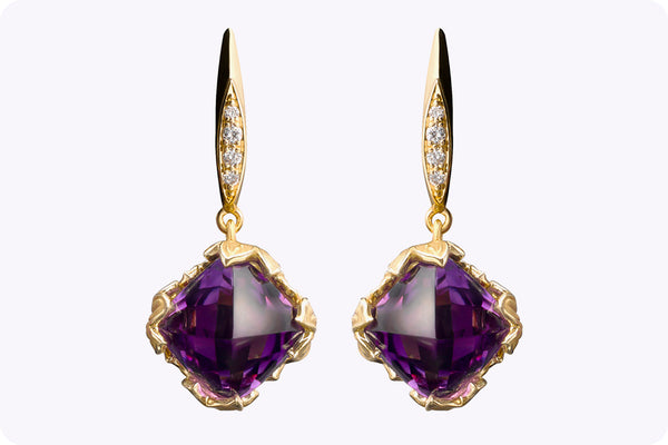 Carrera y Carrera 5.53 Carats Sugarloaf Amethyst with Diamond Lia Earrings in Yellow Gold