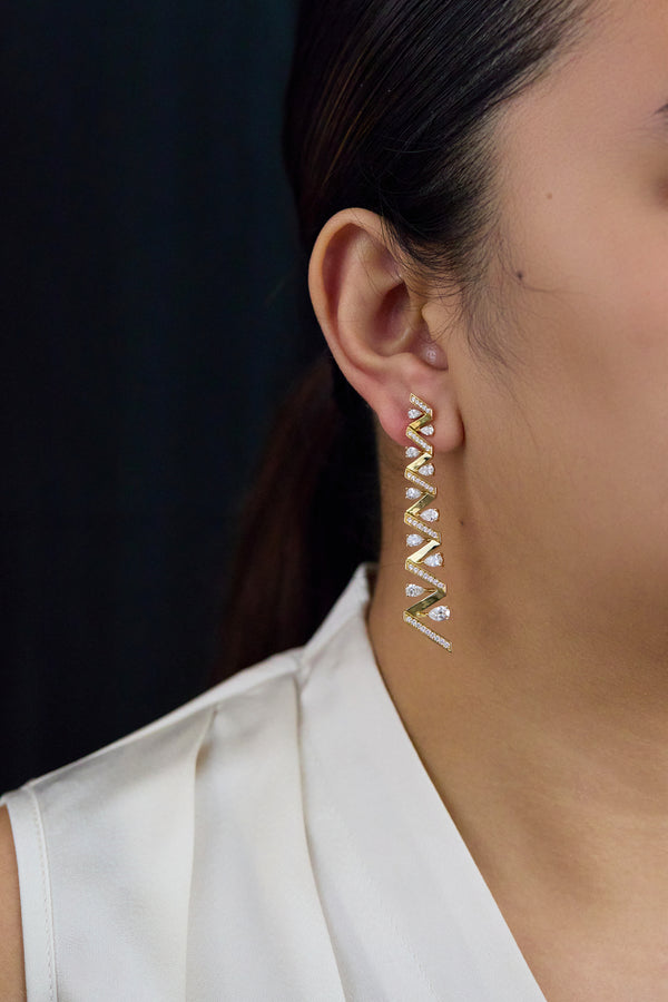 3.52 Carats Total Round Cut Diamond Zigzag Drop Earrings in Yellow Gold
