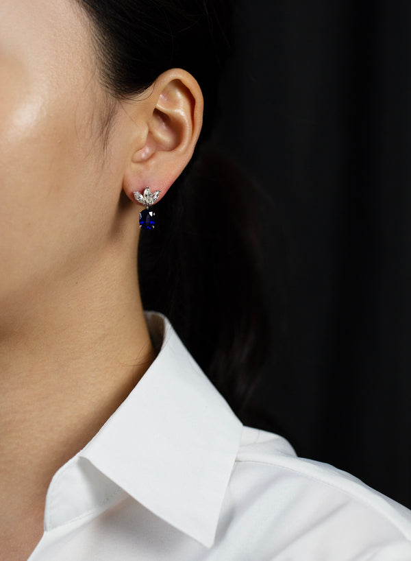 4.21 Carats Total Oval Cut Sapphire Dangle Earrings with Diamonds in White Gold