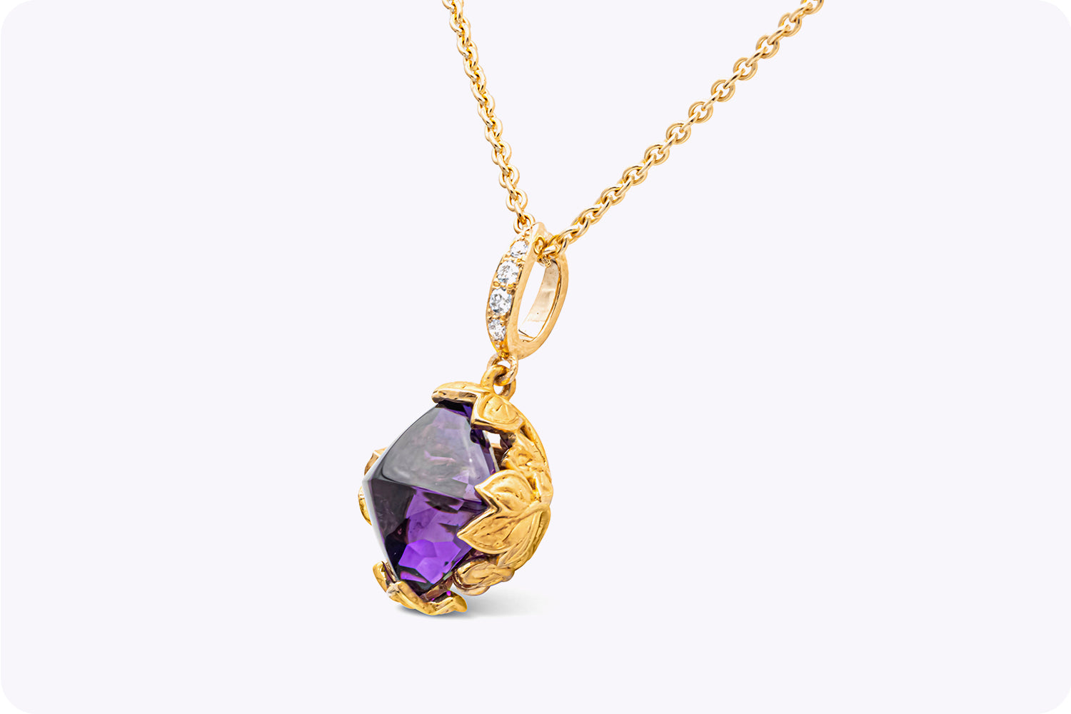 Carrera y Carrera 2.83 Carats Sugarloaf Amethyst & Diamond Lia Pendant Necklace in Yellow Gold