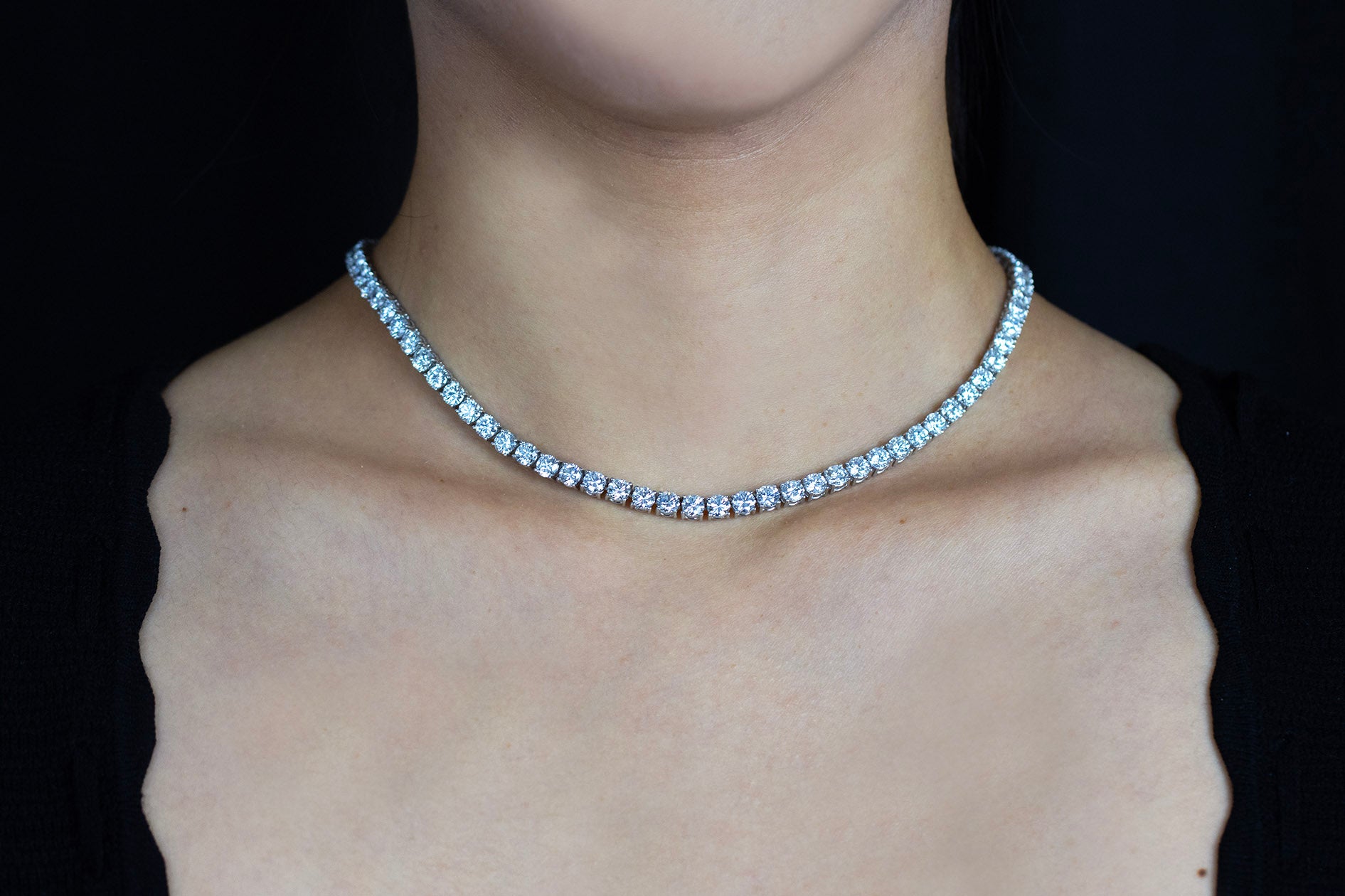 22.59 Carats Total Round Brilliant Cut Diamond Tennis Necklace in Platinum