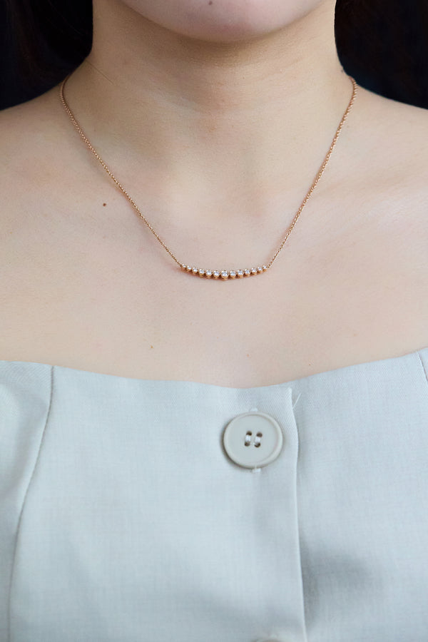 0.37 Carat Graduating Round Brilliant Cut Diamond Pendant in Rose Gold