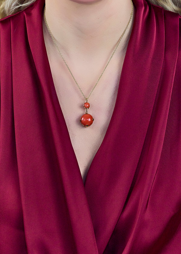 Red Cabochon Coral Pendant Necklace in 14k Yellow Gold