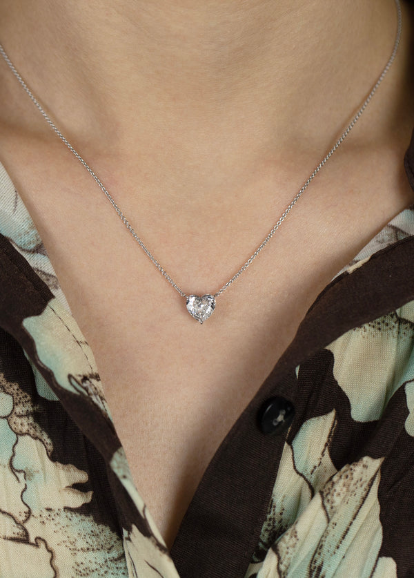 solitaire diamond pendant necklace in Roman Malaov