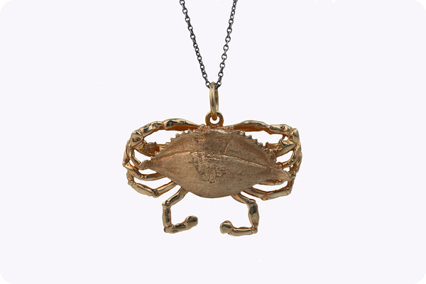 8.31 Gram Crab Pendant Necklace in Yellow Gold