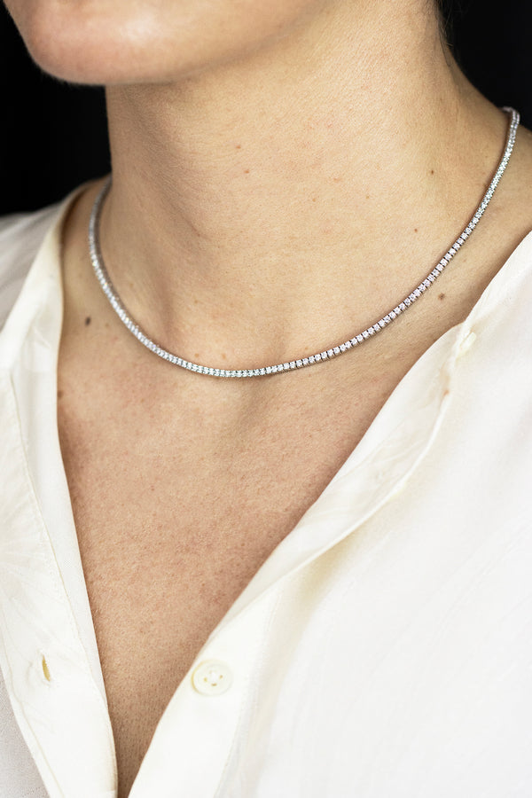 5.39 Carats Total Round Brilliant Cut Diamond Tennis Necklace in White Gold