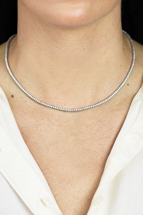5.39 Carats Total Round Brilliant Cut Diamond Tennis Necklace in White Gold