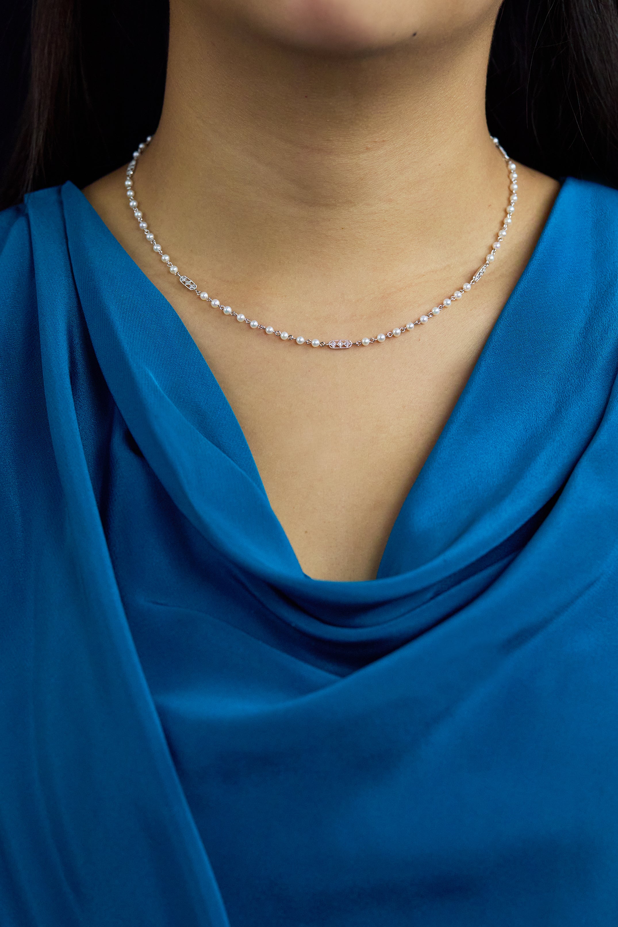 0.13 Carat Total Round Cut Diamond & Pearl Necklace in White Gold