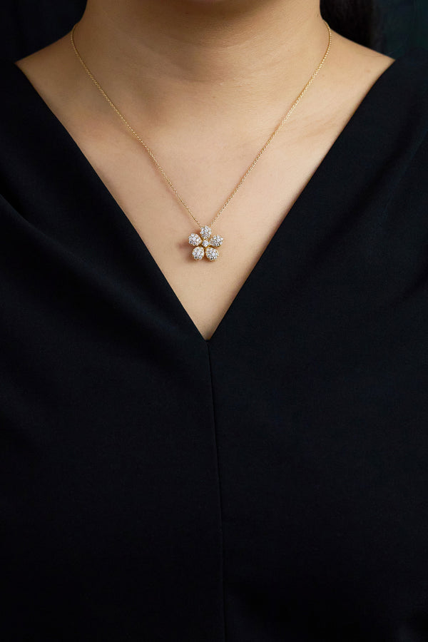 1.00 Round Brilliant Cut Diamond Floral Necklace