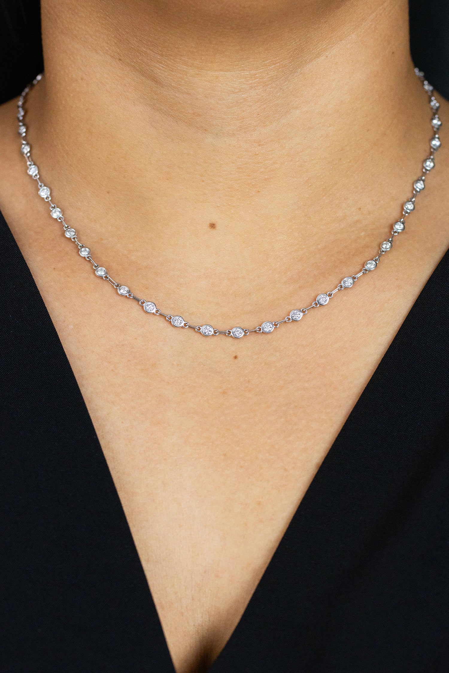 3.39 Carats Total Round Brilliant Cut Diamond Necklace in White Gold