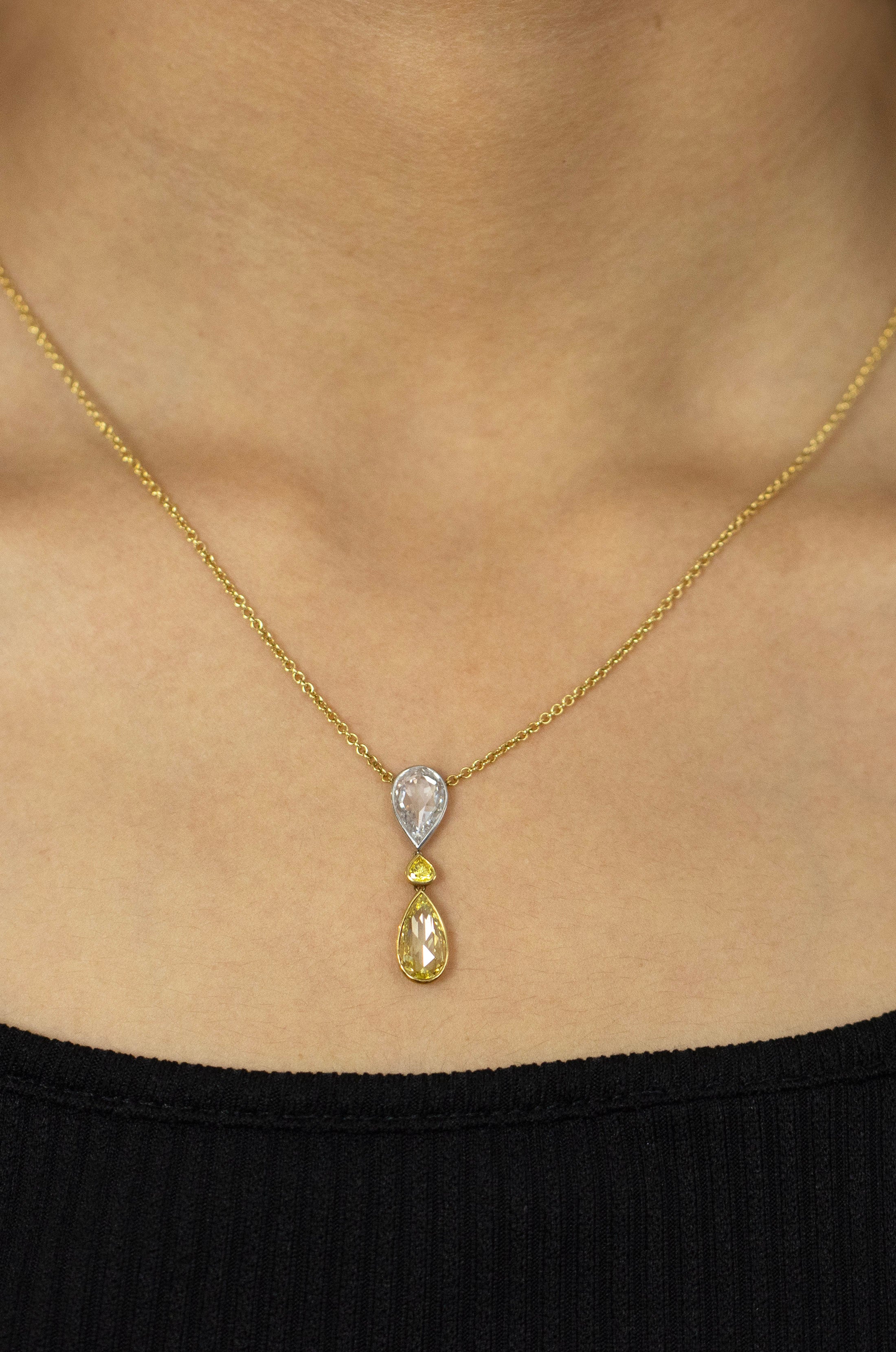 GIA Certified 1.18 Carats Pear Shape Yellow Diamond Pendant Necklace in Yellow Gold & Platinum