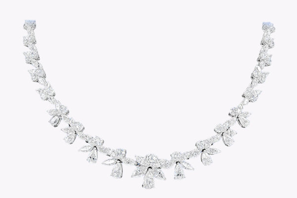 30.56 Carats Total Mixed-Cut Diamond Collar Necklace in White Gold