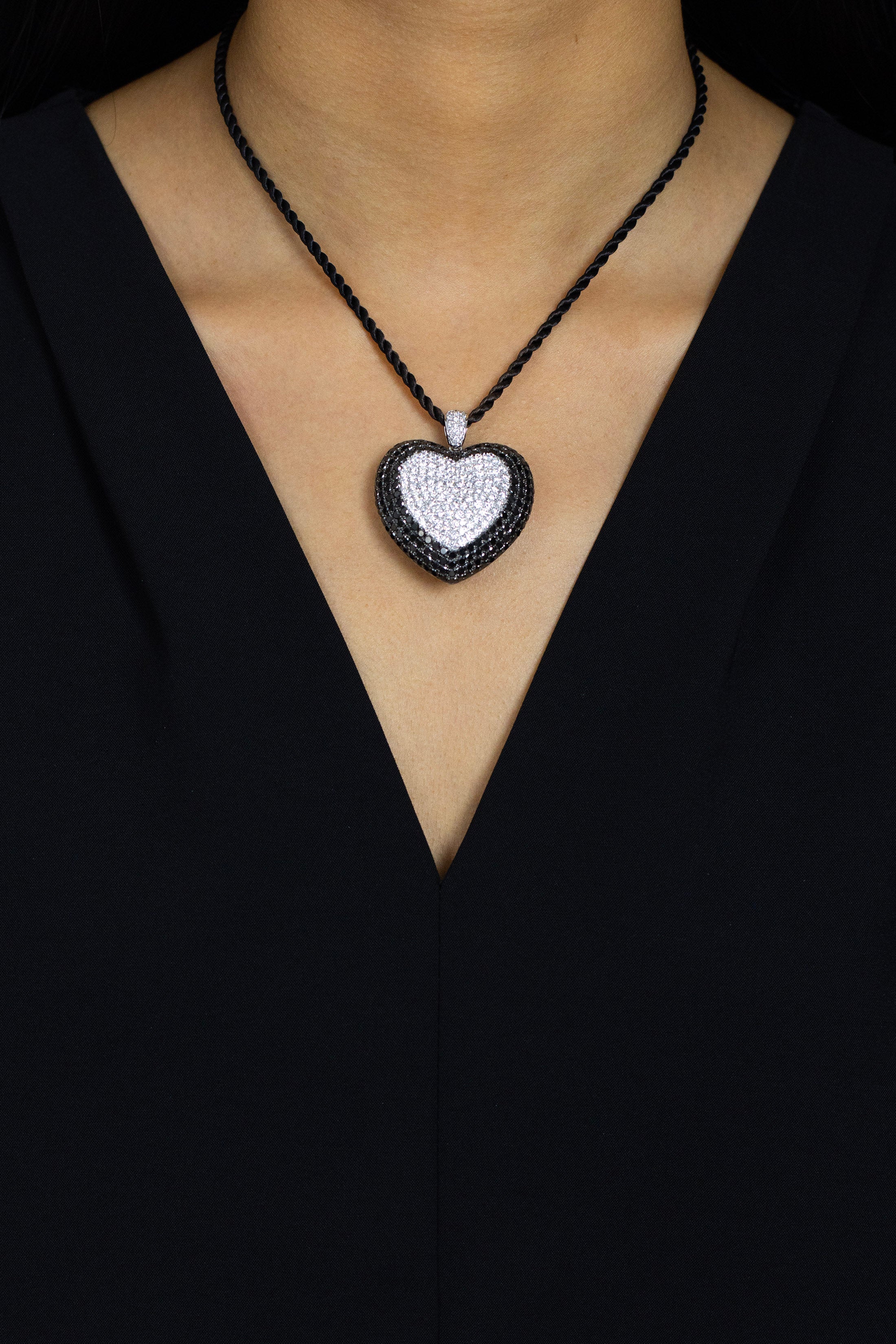 12.40 Carats Total Black & White Diamond Heart Shape Pendant Necklace in White Gold