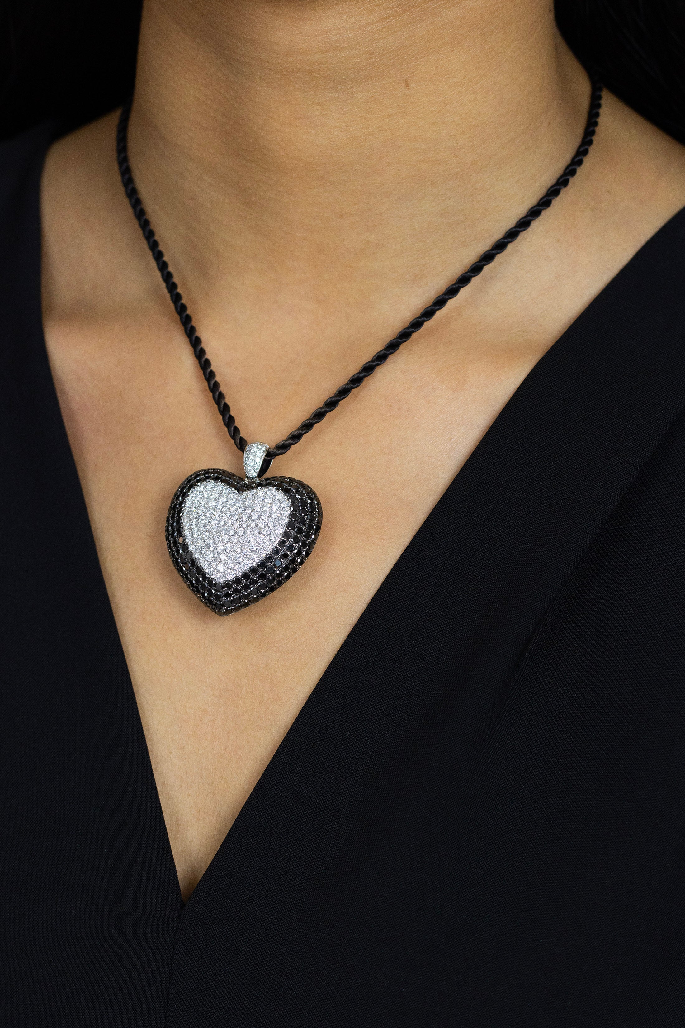 12.40 Carats Total Black & White Diamond Heart Shape Pendant Necklace in White Gold