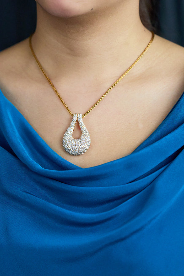 7.96 Carats Total Round Brilliant Cut Diamond Large Pendant in Rose Gold