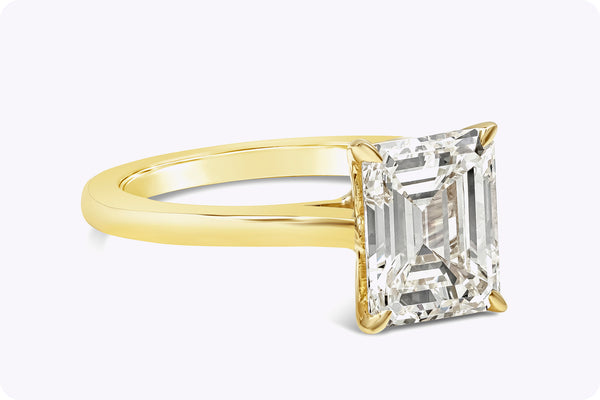 GIA Certified 2.30 Carats Emerald Cut Diamond Solitaire Engagement Ring in Yellow Gold