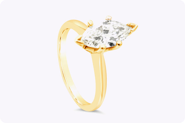 1.36 Carats Marquise Cut Diamond Solitaire Engagement Ring in Yellow Gold