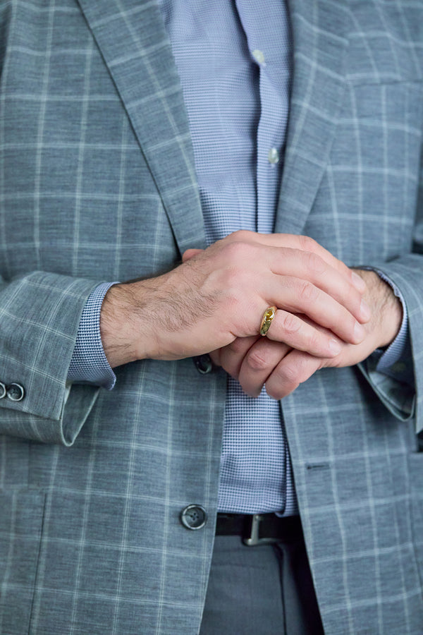 Stunning 1.43 carat marquise-cut fancy color diamond ring in yellow gold