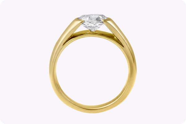 1.55 Carat Oval-Cut Diamond Ring in 18k Yellow Gold