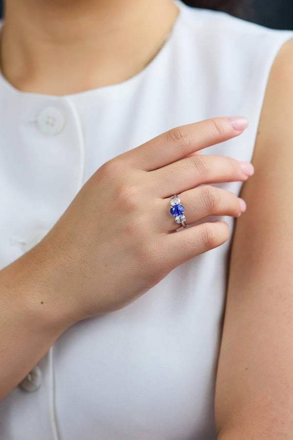 GIA Certified 2.55 Carats Oval Cut Sapphire & Diamond Three-Stone Engagement Ring in White Gold