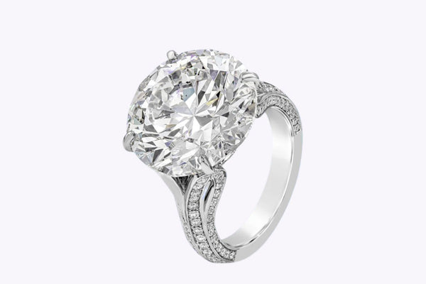 GIA Certified 13.67 Carats Round Brilliant Cut Diamond Engagement Ring in Platinum