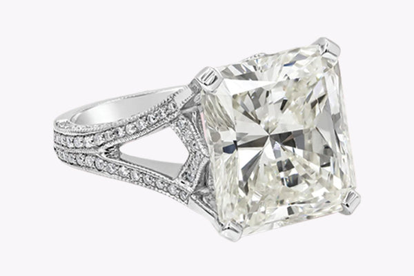 GIA Certified 10.65 Carats Radiant Cut Diamond Engagement Ring in Platinum