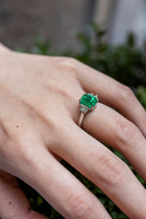 2.49 Carats Radiant Cut Colombian Emerald & Diamond Three-Stone Engagement Ring in Platinum