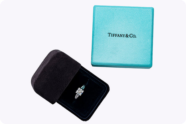 Tiffany & Co GIA Certified 1.08 Carats Radiant Cut Diamond Solitaire Engagement Ring in Platinum