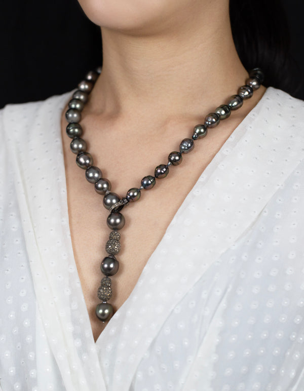 4.00 Carats Total Black Diamond & Tahitian Baroque Pearl Necklace in Black Rhodium