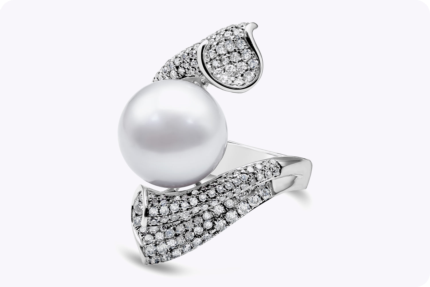 1.44 Carats Diamond & South Sea Pearl Cocktail Fashion Ring in White Gold