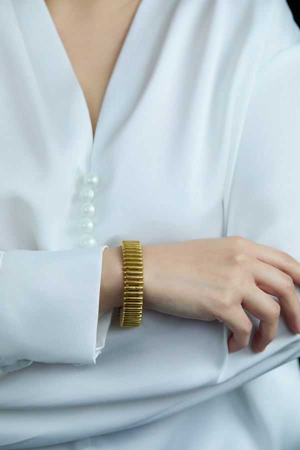 Column Cuff Bangle Bracelet in 18k Yellow Gold