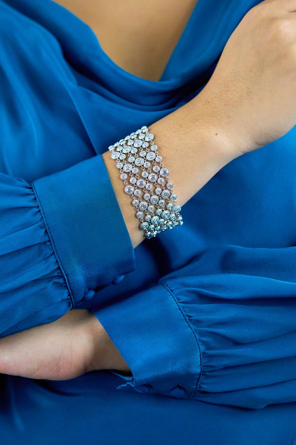 6.58 Carats Total Round Brilliant Cut Diamond Fashion Bracelet in White Gold