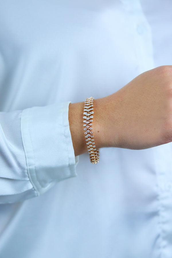 8.20 Carats Total Marquise & Pear Shape Diamond Fashion Bracelet in Rose Gold