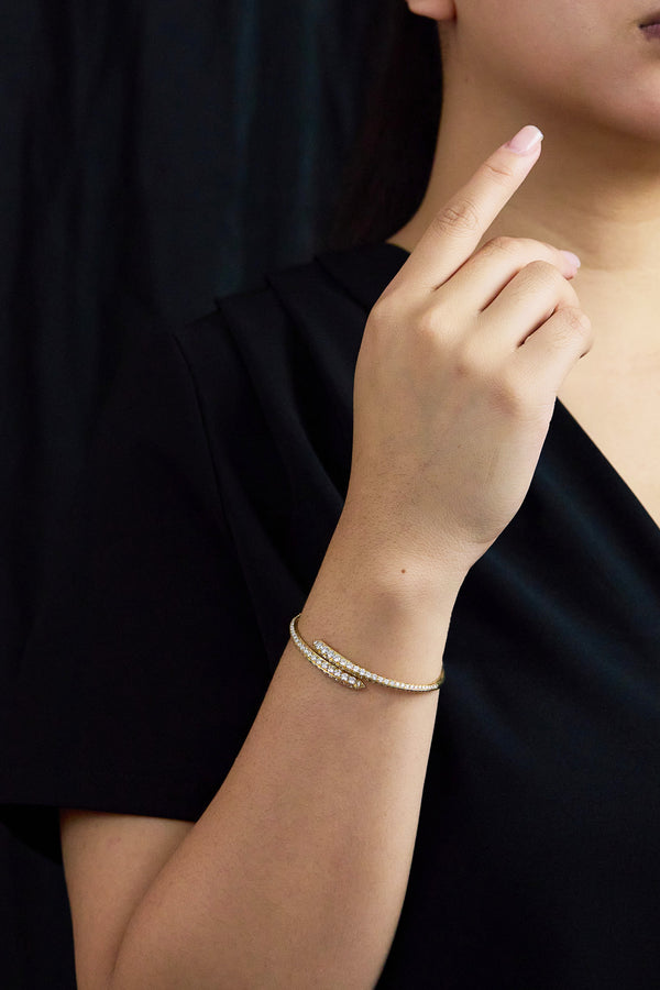 3.63 Carats Total Round Brilliant Cut Bangle Bracelet