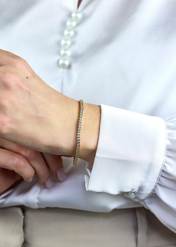 3.39 Carats Total Round Brilliant Diamond Half-Bezel Tennis Bracelet in Yellow Gold