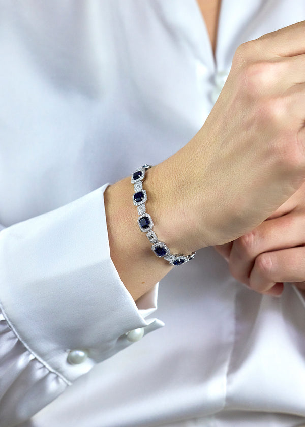 15.35 Carats Total Sapphire & Diamond Halo Alternating Bracelet in White Gold