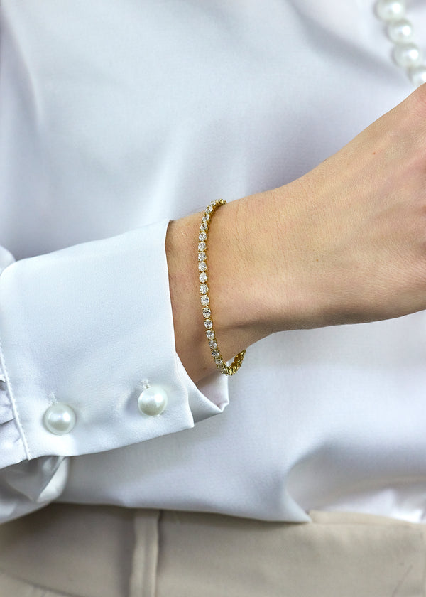 5.89 Carats Total Oval-Cut Diamond Tennis Bracelet in Yellow Gold
