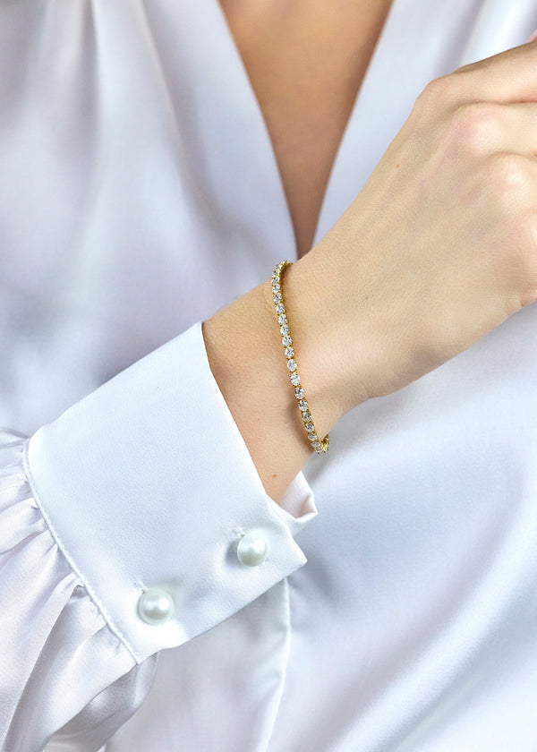 5.89 Carats Total Oval-Cut Diamond Tennis Bracelet in Yellow Gold