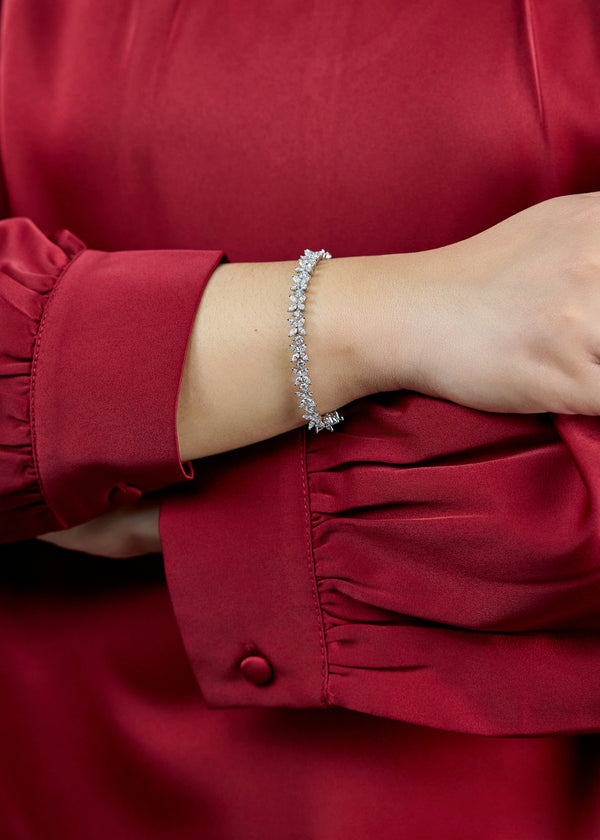 6.24 Carats Total Diamond Floral Motif Bracelet in White Gold