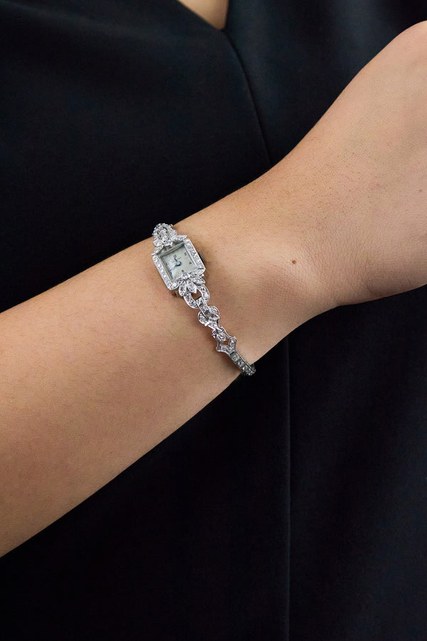 Coronet 2.04 Carats Mixed-Cut Diamonds Vintage 1940s Ladies Watch in Platinum