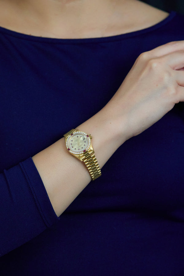 Rolex Lady-Datejust in 18k yellow gold, ref. 69068