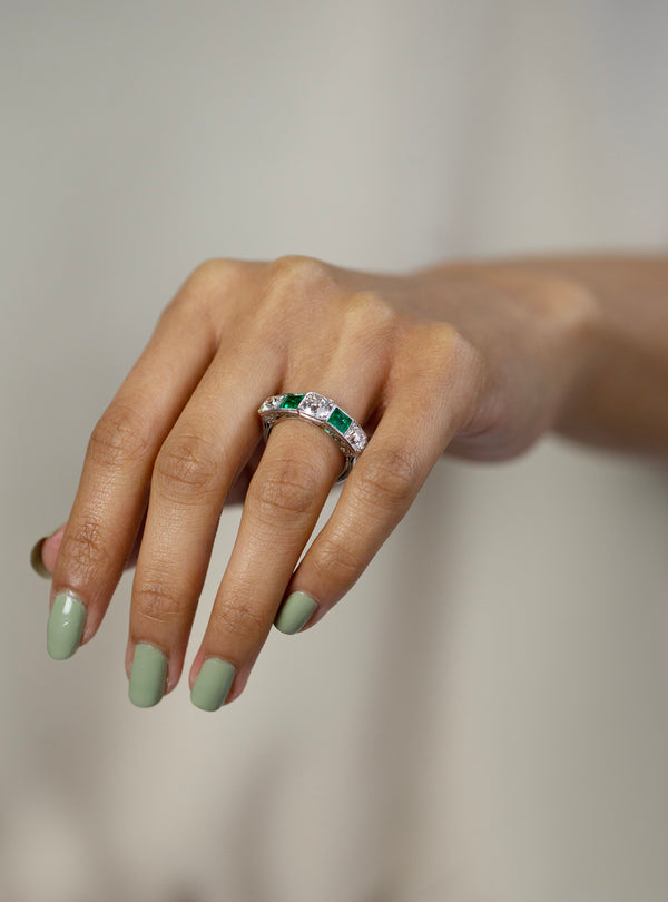 2.15 Carats Alternating Old European and Green Emerald Five Stone Wedding Band in Platinum