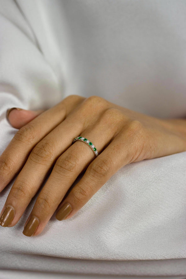 0.52 Carats Alternating Round Green Emerald and Diamond Half Eternity Wedding Band in White Gold
