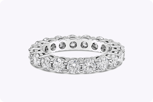 3.01 Carats Total Brilliant Round Cut Diamond Eternity Wedding Band in Platinum