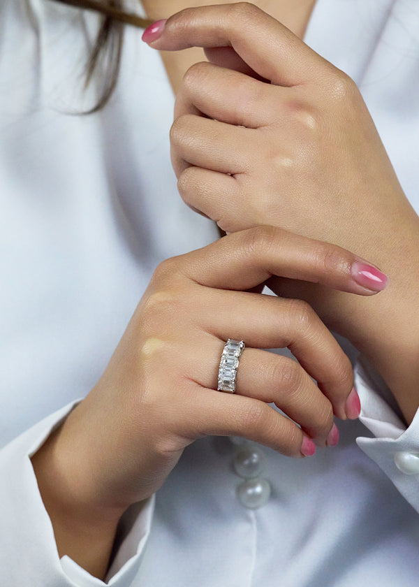 3.83 Carats Total Emerald Cut Diamond Five-Stone Wedding Band in Platinum