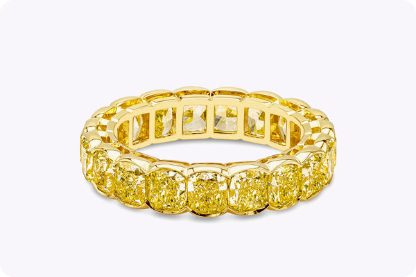 6.25 Carats Total Cushion Cut Fancy Intense Yellow Diamond Eternity Wedding Band in Yellow Gold