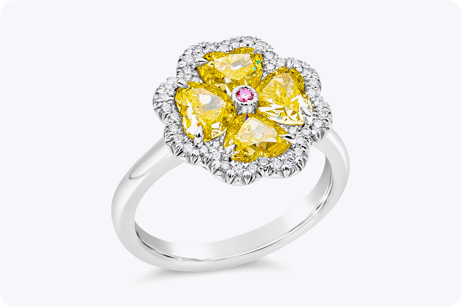 2.21 Carats Total Heart Shape Yellow Diamond Clover Leaf Fashion Ring in Platinum