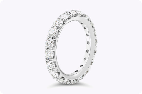 2.95 Carats Total Round Brilliant Diamond Eternity Wedding Band in Platinum